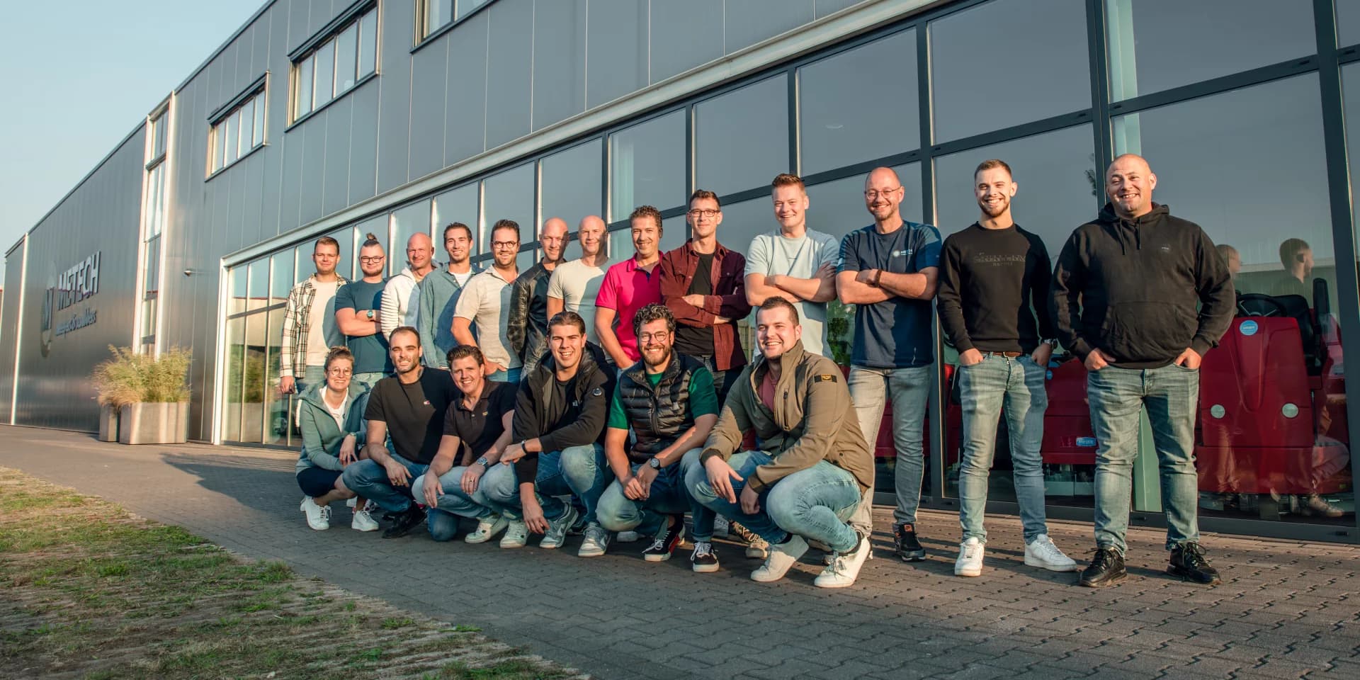 Het team van Metech Sweepers & Scrubbers