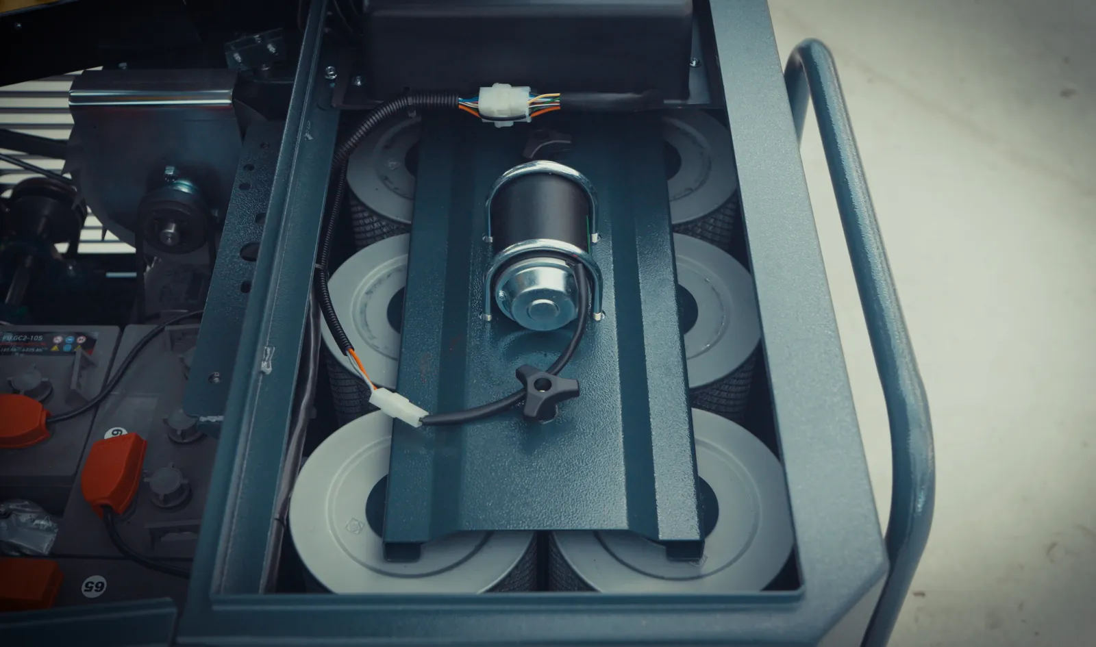 Filterpakket met zes buisfilters in de Meijer VR950WD+