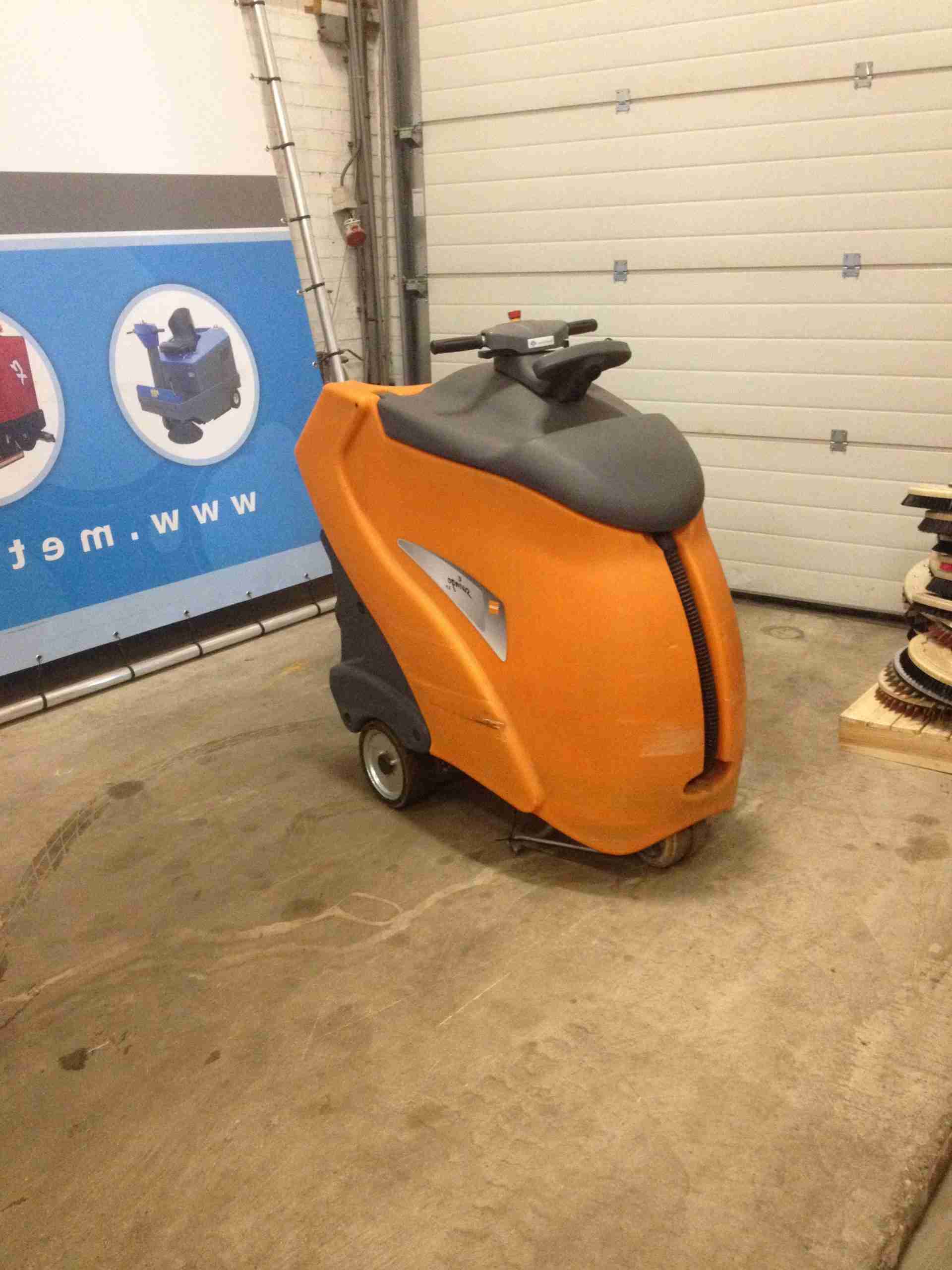 De Taski Swingo CO75 XP Metech.nl Veegmachines en Schrobmachines