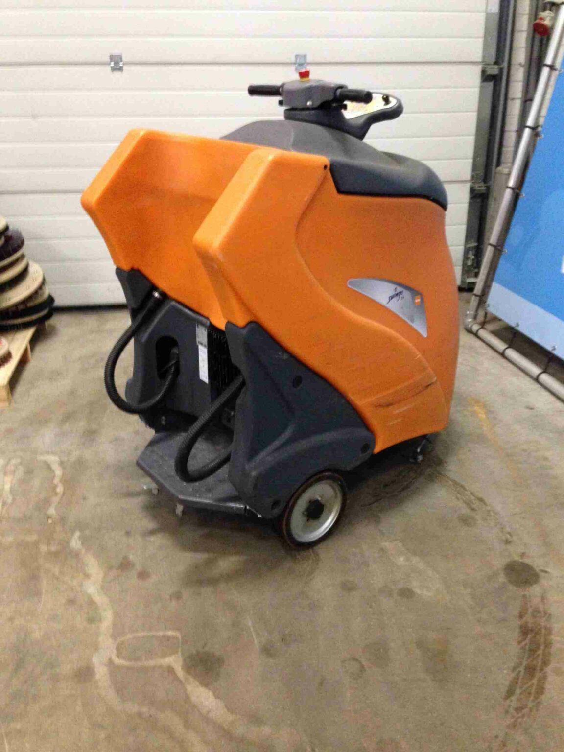 De Taski Swingo CO75 XP Metech.nl Veegmachines en Schrobmachines