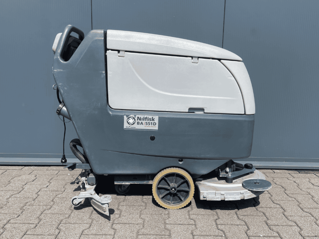Nilfisk BA 551 D autolaveuse