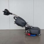 Meijer S400+ floor scrubber