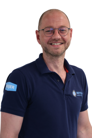 Bart van den Berg, Storingsmonteur bij Metech
