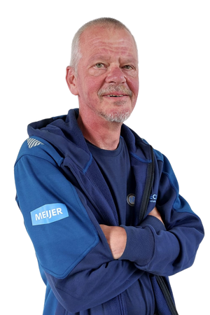 Erik Erol, Office medewerker bij Metech