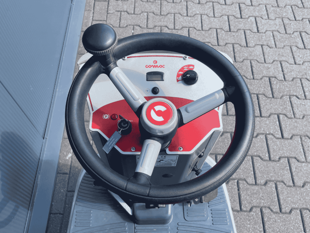 Comac Innova 75B te koop