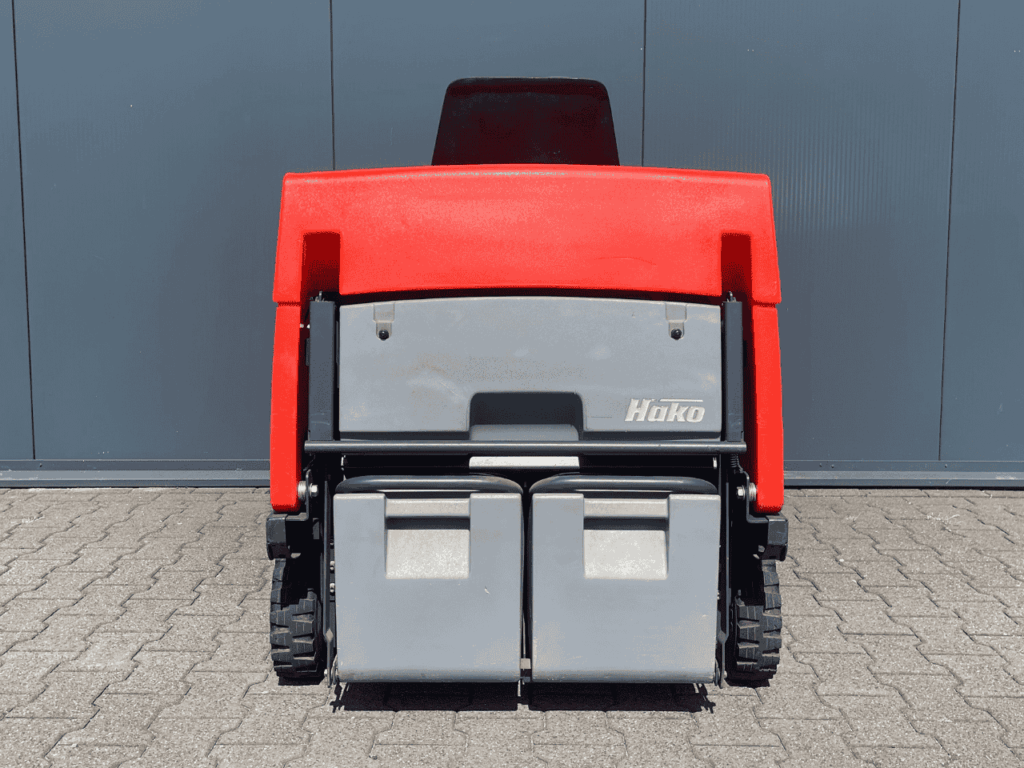 Hako Jonas 900 E sweeper