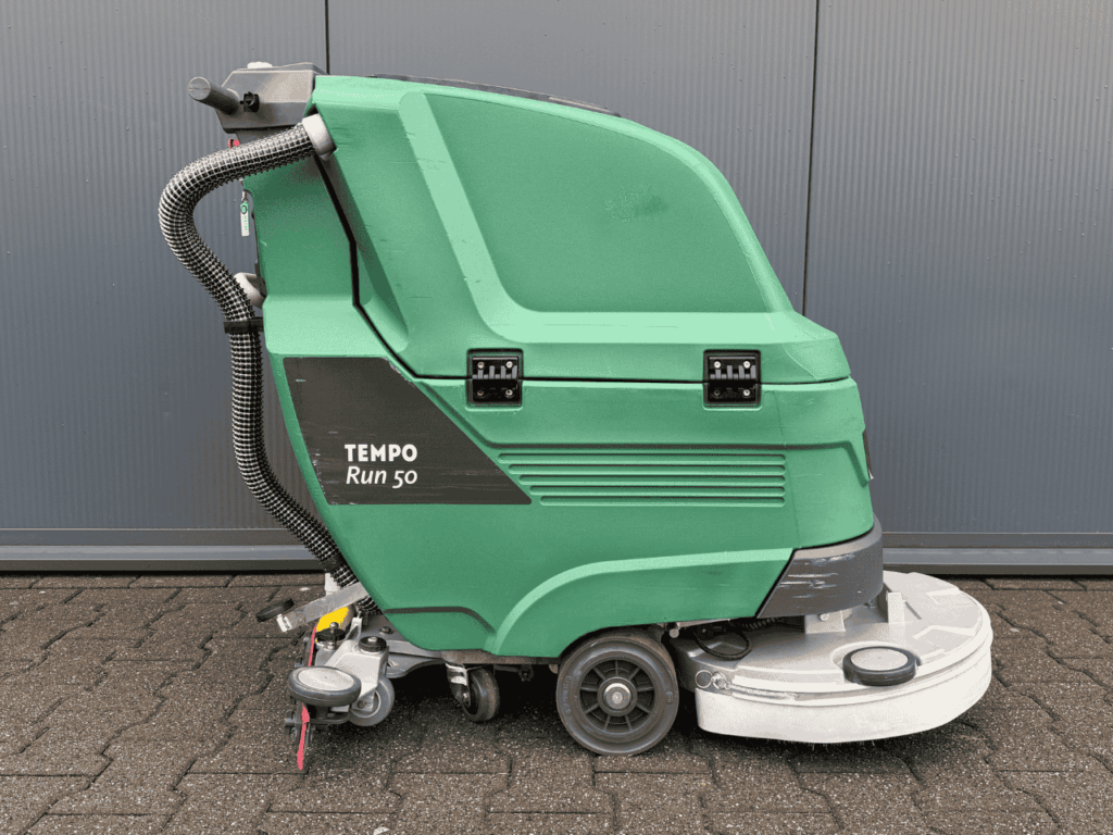 Boma Tempo Run 50 - scrubbing machine