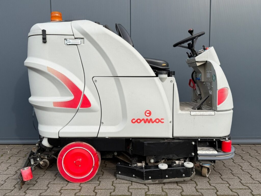 Comac Ultra 85B schrobmachine