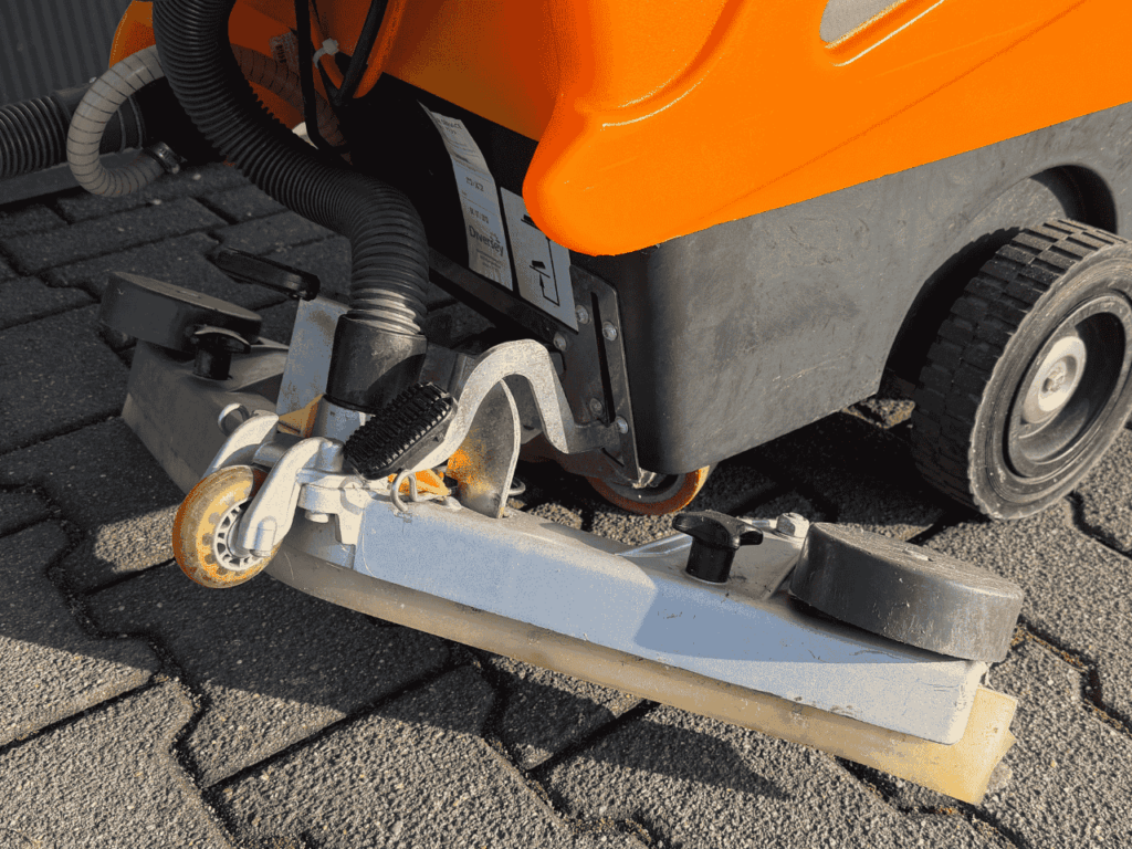 Taski 755 B 2013 scrubber