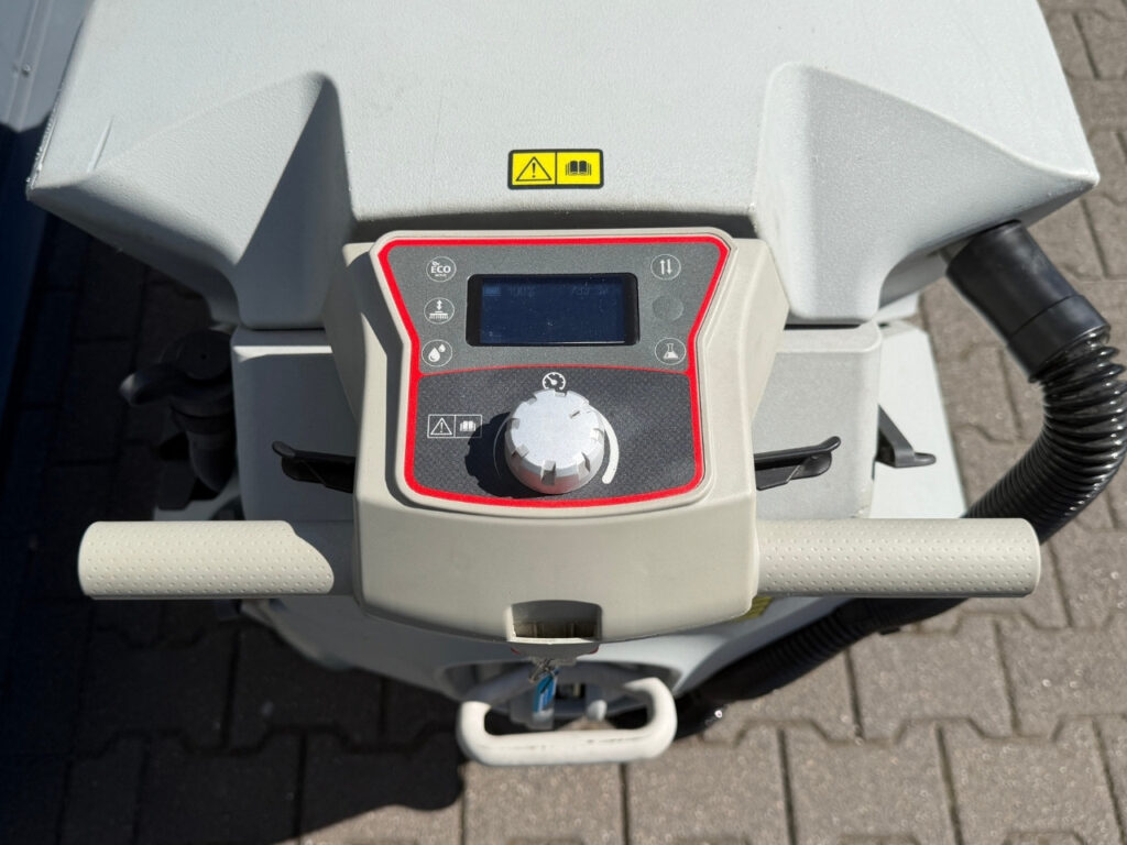 Comac Vega 65 BT - schrobzuigmachine