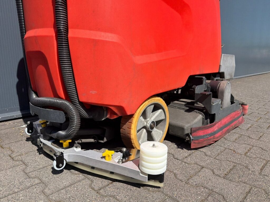 Hako scrubmaster B120 R te koop