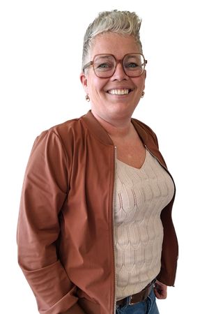 Martine Donkelaar-Hulstein, Administratief medewerker bij Metech