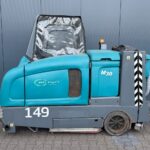 Tennant M30 veeg-schrobmachine