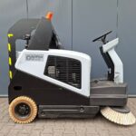 Nilfisk SW5500 sweeper
