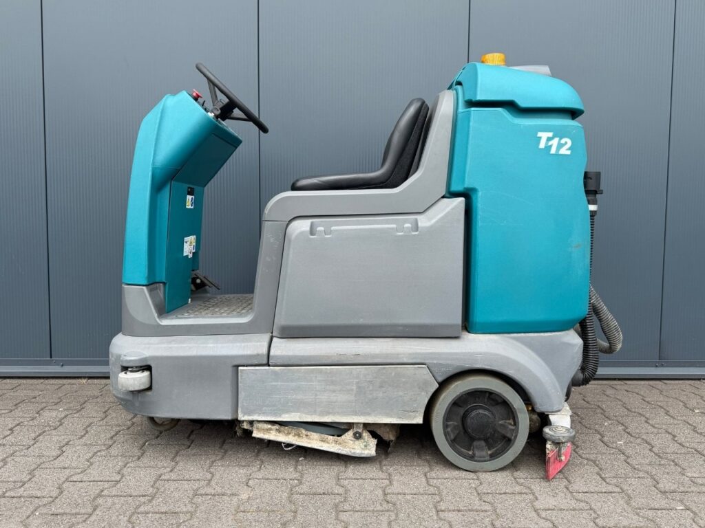 Tennant T12 schrobzuigmachine