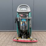 Tennant T300 scrubber