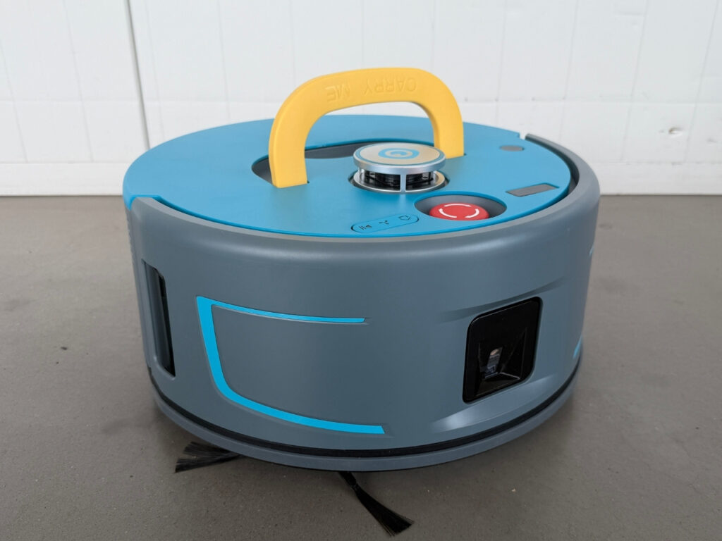 i-team Co Botic 1900 robot veegmachine