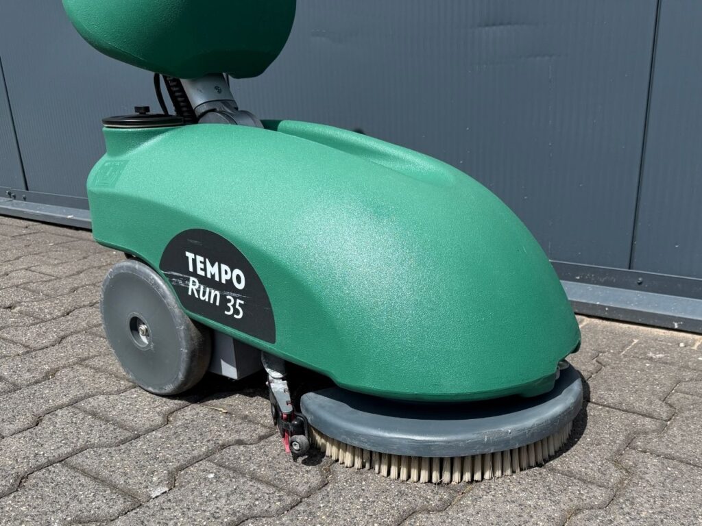 Boma Tempo Run 2019 scrubber