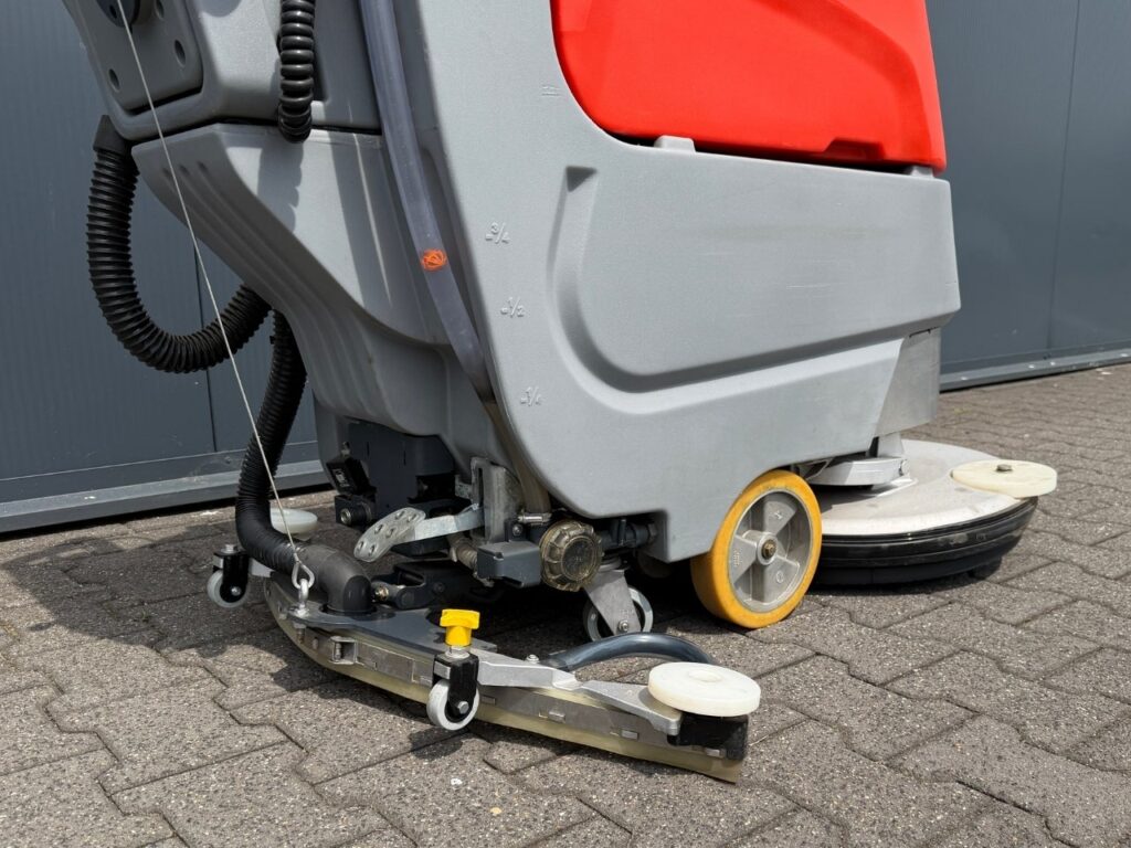 Hako B45 CL schrobzuigmachine